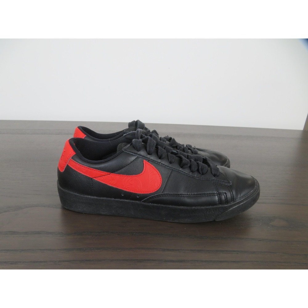 Nike Blazer Low Shoes Womens 7.5 Black Red Leather Low Top Sneakers AJ1689-001
